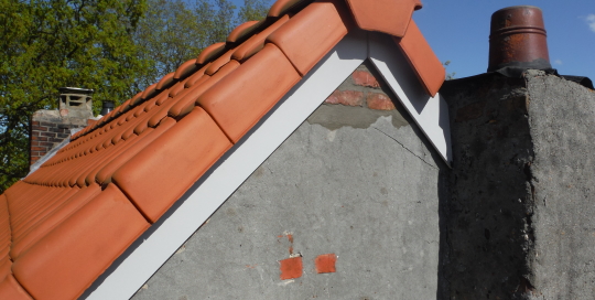 Dakwerken Lambrechts regio Antwerpen dakgoten schouwen dakramen hellende platte daken lichtkoepels isolatie en herstellingen